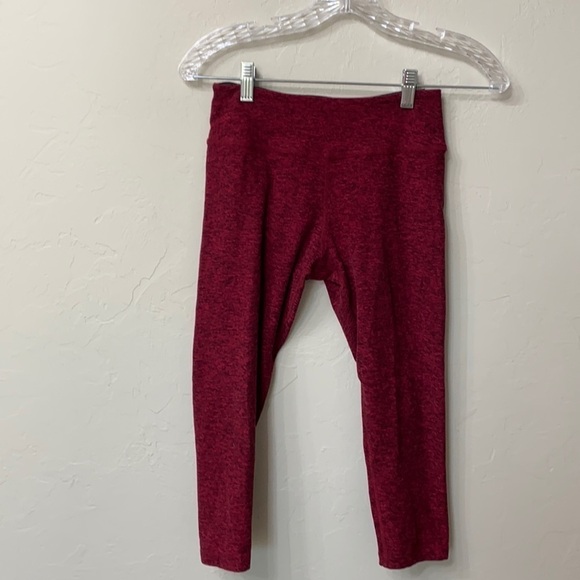 Beyond Yoga crop leggings size small - Picture 1 of 9
